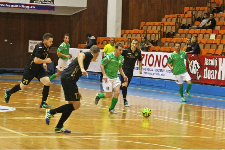 Sokat rúgtak, de sokat is kaptak