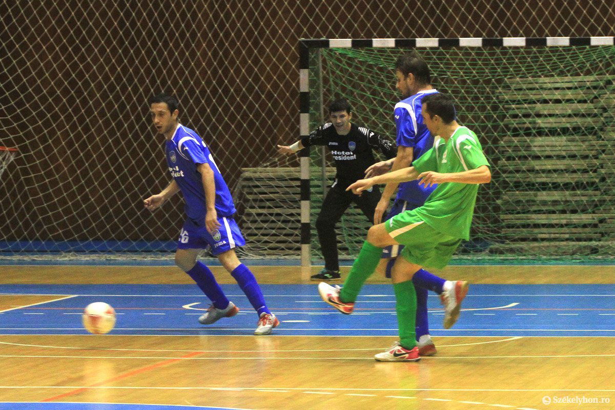 &bullet;  Fotó: Boda L. Gergely