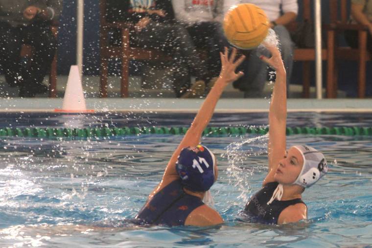 A Torpi női vízilabdázói verhetetlenek az ifjúsági bajnokságban