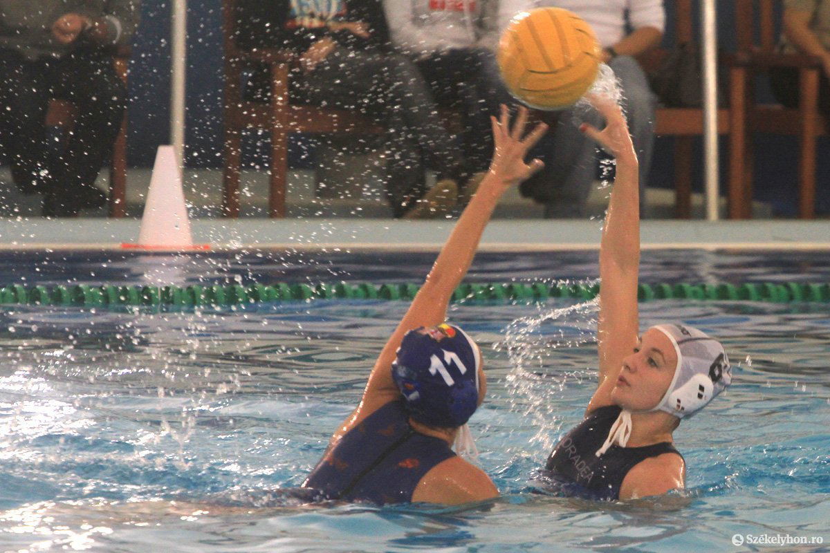 &bullet;  Fotó: Boda L. Gergely