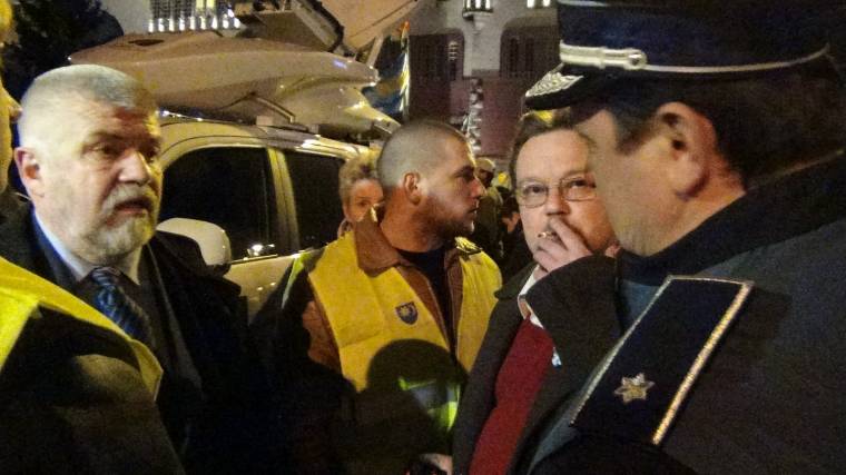 Pénzérméket gyűjtenének Izsákéknak