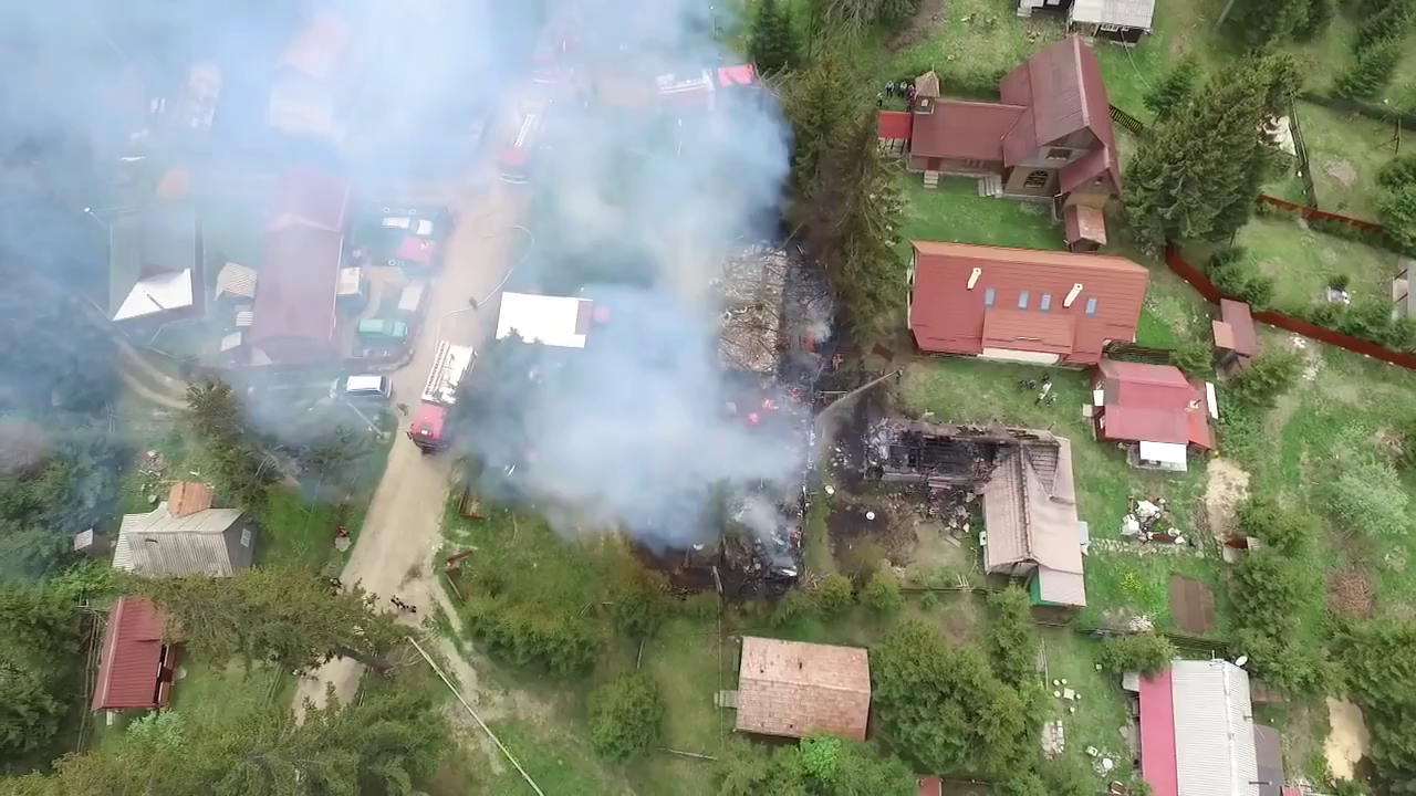 Hétvégi házakat emésztett fel a hatalmas büdösfürdői tűz