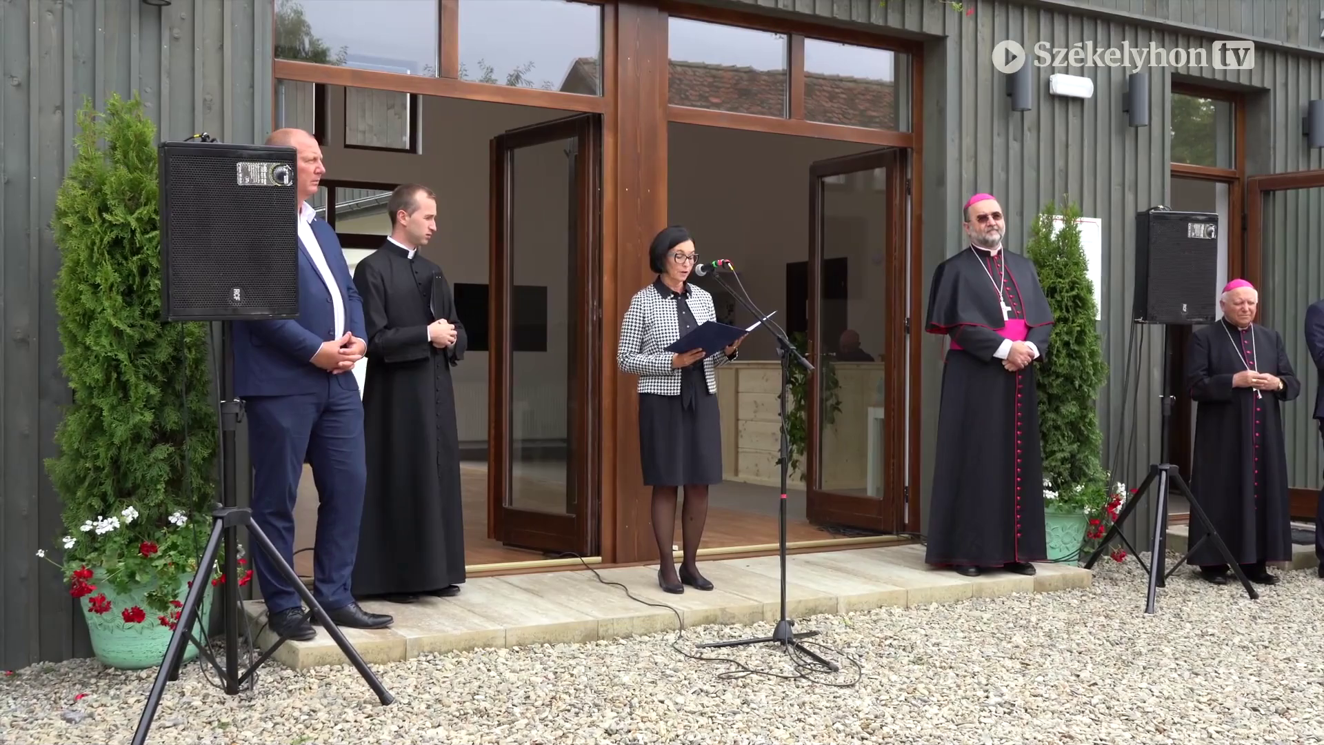 Megnyílt a csíkszentdomokosi Márton Áron Látogató- és Zarándokközpont