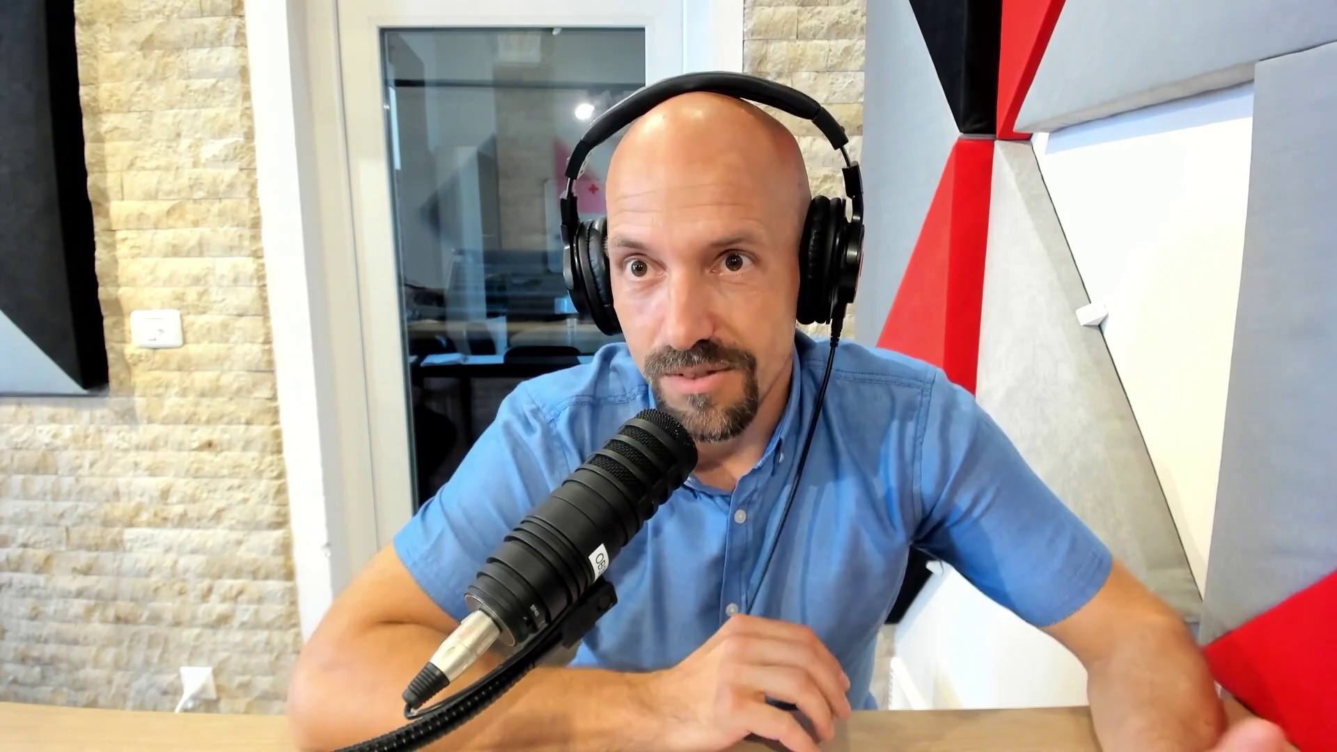 Hozz egy szál virágot Petőfinek!