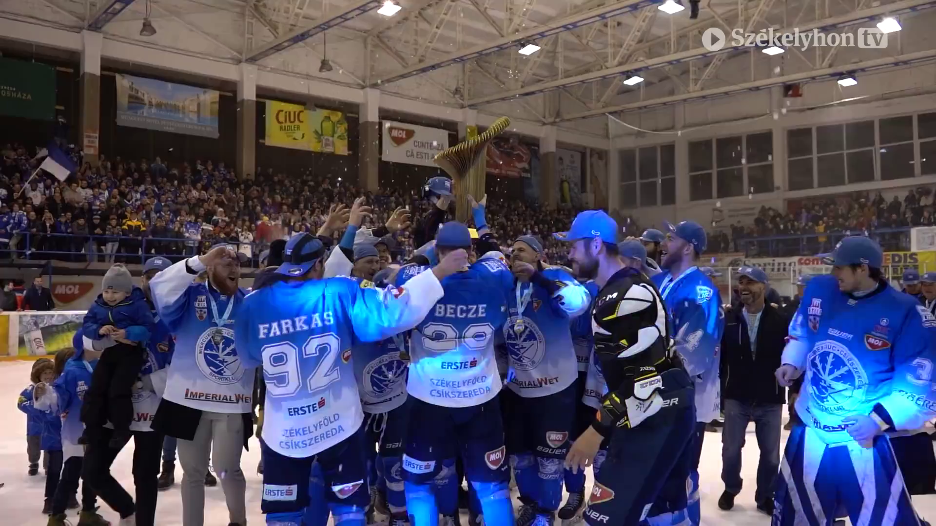 Fantasztikus hangulatot teremtő szurkolói előtt védte meg címét a Csíkszeredai Sportklub